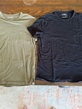Express Short Sleeve Crew T-Shirts in Olive Green and Black, 19” across